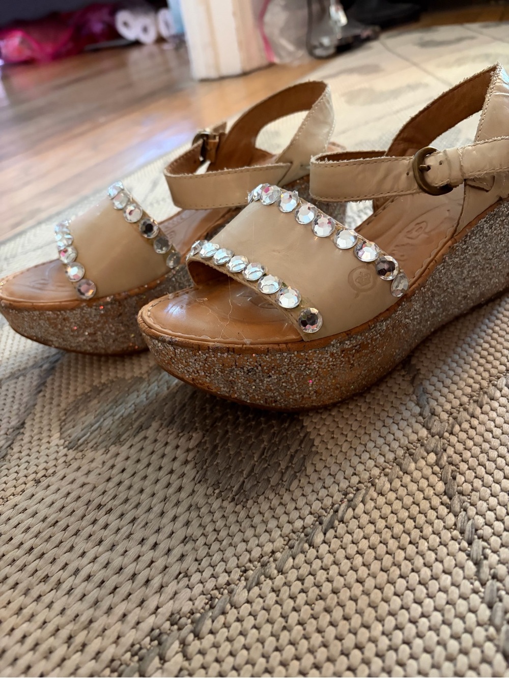 Born wedge sandals